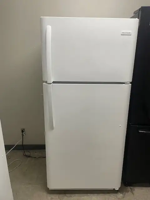 Réfrigérateur blanc 30'' standard Frigidaire