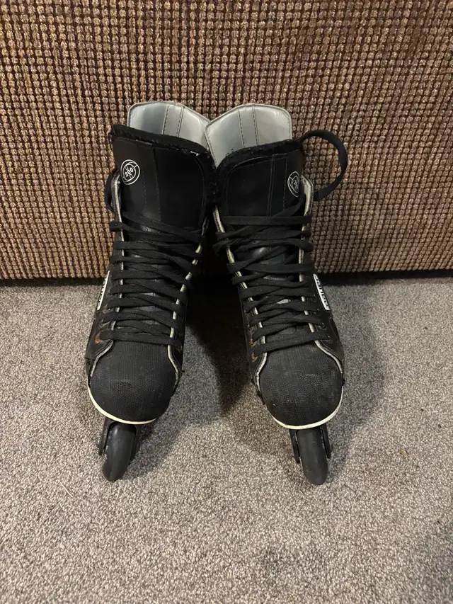 Bauer 200 Off Ice Roller Blades size 8 men’s