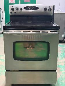 Reconditioned Maytag Glass Top MER5875QCS (S4355) $348