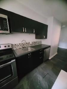 2 Bedroom Updated Clean   Safe Apartment In Stoney Creek - Photo 2