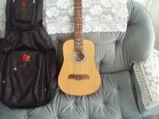 CHILD'S ACOUSTIC GUITAR WITH CASE - Photo 2