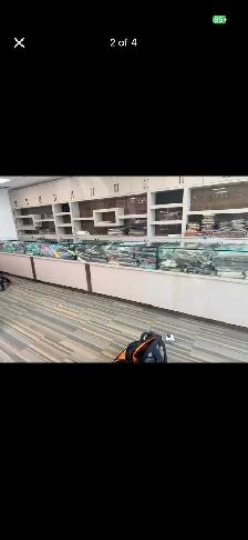 COUNTER AND COUNTER TOPS