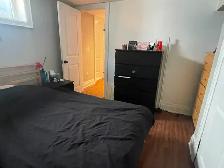 Renovated 2 Bedroom 2 Bath Apartment, steps to Yonge & Lawrence - Photo 5