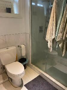Renovated 2 Bedroom 2 Bath Apartment, steps to Yonge & Lawrence - Photo 7