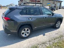 2025 TOYOTA RAV4 XLE AWD HYBRID - Photo 4