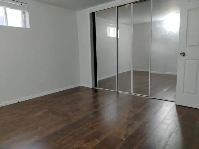 SHARING ROOM,  UPPER LEVEL LEGAL BASEMENT  AUG-01