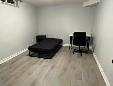 cosy furnished basement room near UTM for female to rent in Sep - Photo 2