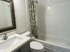 cosy furnished basement room near UTM for female to rent in Sep - Photo 5