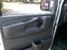 2015 GMC Savana Cargo Van POWER WINDOWS | A/C | POWER LOCKS - Photo 9