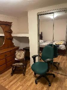 Private room fully furnished (GIRL ONLY) Malton Mississauga - Photo 3