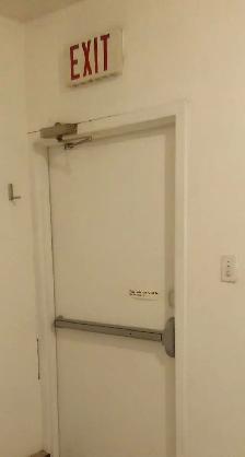 Commercial Space For Rent - 256 Lansdowne Ave, Toronto - Photo 5