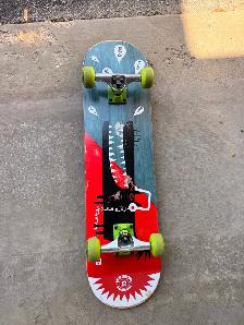 Madd Gear Skateboard - Photo 2