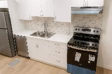 2 bed basement suite Keswick - Photo 2