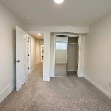 2 bed basement suite Keswick - Photo 3