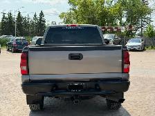 2007 Chevrolet Silverado 2500HD Classic Reg Cab LB 4X4 - Photo 6