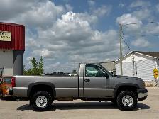 2007 Chevrolet Silverado 2500HD Classic Reg Cab LB 4X4 - Photo 9