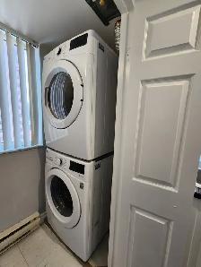 MISSISSAUGA CORNER UNIT AVAILABLE NOW- ALL UTILITIES INCLUDED! - Photo 8
