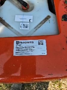 HUSQVARNA TS142K - 22 HP LAWN TRACTOR - Photo 6