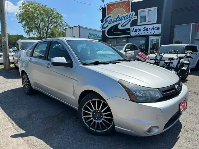 2011 Ford Focus SES