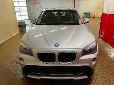 2012 BMW X1 Twin-turbo AWD with Sunroof - Photo 2