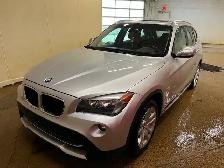 2012 BMW X1 Twin-turbo AWD with Sunroof - Photo 3