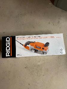 Ridgid 3 x 21 Belt Sander