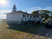 Bungalow Home & Arena Acreage for Rent
