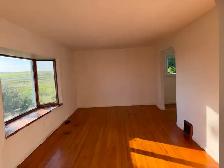 Bungalow Home & Arena Acreage for Rent - Photo 9