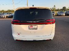 2025 Chrysler PACIFICA - Photo 5