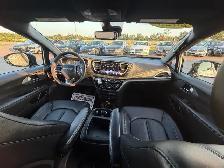 2025 Chrysler PACIFICA - Photo 9