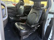 2025 Chrysler PACIFICA - Photo 15