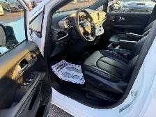 2025 Chrysler PACIFICA - Photo 16