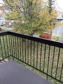4 1/2 Longueuil métro,  arrière-cour et entrée laveuse-sécheuse - Photo 9