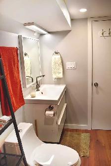 Furnished Room in Quiet House - Photo 5
