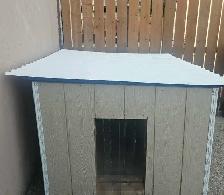 XXL Dog House