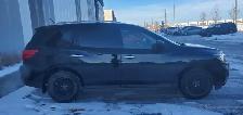 2017 Nissan Pathfinder S - 3.5L, V6, 7 Seats, Heated Seats - Photo 2