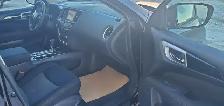 2017 Nissan Pathfinder S - 3.5L, V6, 7 Seats, Heated Seats - Photo 13