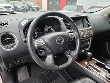 2017 Nissan Pathfinder Platinum 4WD Nav / PanoRoof / Leather / - Photo 16
