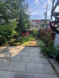 Superbe 3 1/2 avec jardins privatifs! - Photo 2