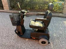 Fortress 1700DT 3-Wheel Scooter
