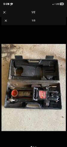 Car Jack (Hydraulic Trolley 2 1/4)
