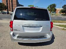 2011 Dodge Grand Caravan 4dr Wgn SXT - Photo 3