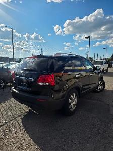 2013 Kia Sorento LX - Photo 3