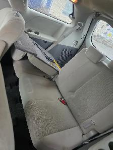 2011 Toyota Sienna LE - Photo 7