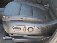 2027 Chevrolet Bolt RS- Wireless Charging - Heated Seats - Photo 34