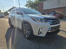 2018 Toyota Highlander AWD XLE, 8 SEATER, NO ACCIDENT - Photo 2