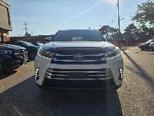 2018 Toyota Highlander AWD XLE, 8 SEATER, NO ACCIDENT - Photo 3