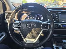 2018 Toyota Highlander AWD XLE, 8 SEATER, NO ACCIDENT - Photo 17