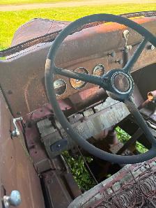 1836 Chev  Truck-Marquette Sedan - Photo 3