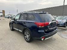 2017 Mitsubishi Outlander SE AWD: Backup Cam7 Passenger Sunroo - Photo 6